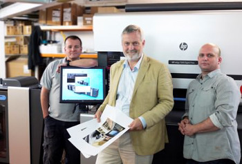 The 3 founders of 1st Byte, Tony Anderson (left), Lawrence Dalton and Stuart Williams (right) with the new HP Indigo 7600 Digital Press